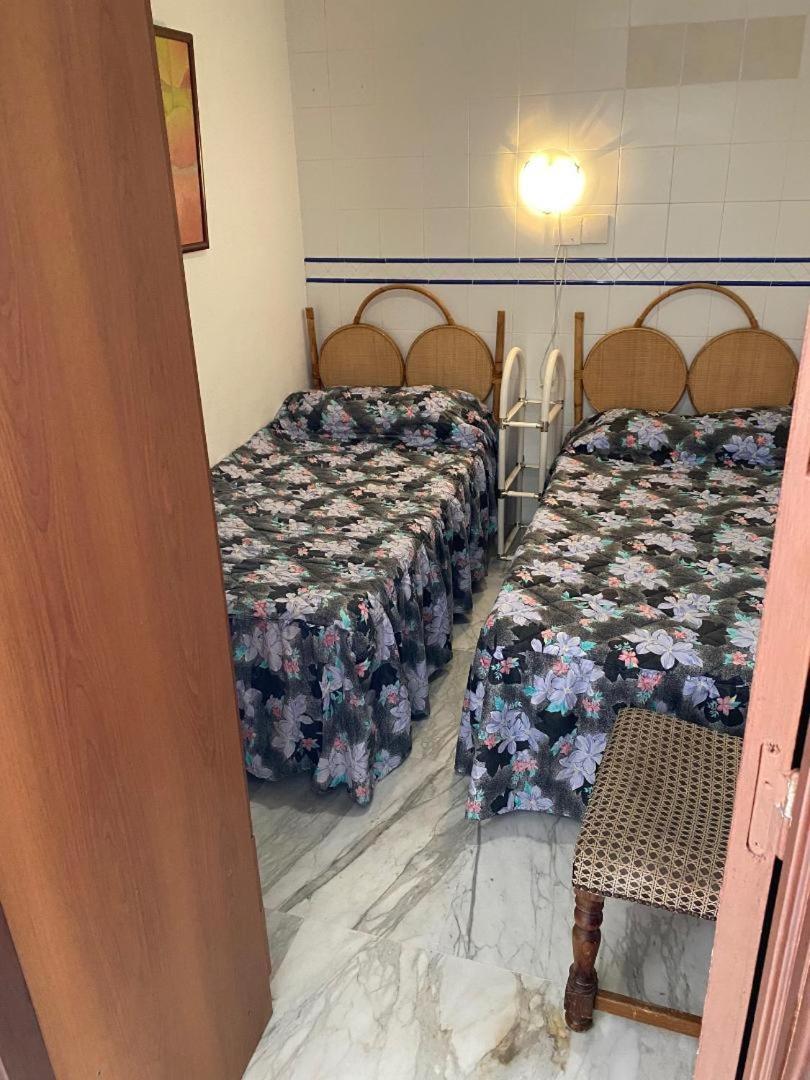 サロブレーニャCasas-E-Y -F-Pequeno Conjunto Casas Adosadoアパートメント エクステリア 写真